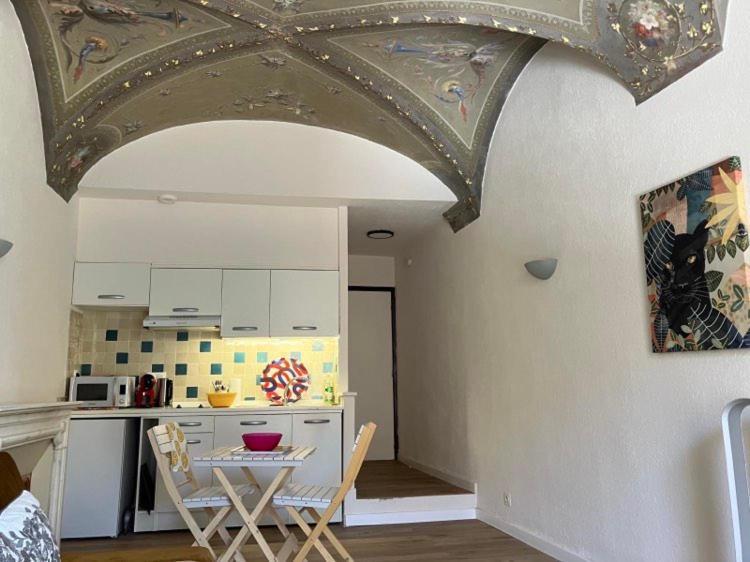 Studios - Menton Old Town - Near The Beach And Shops Bagian luar foto